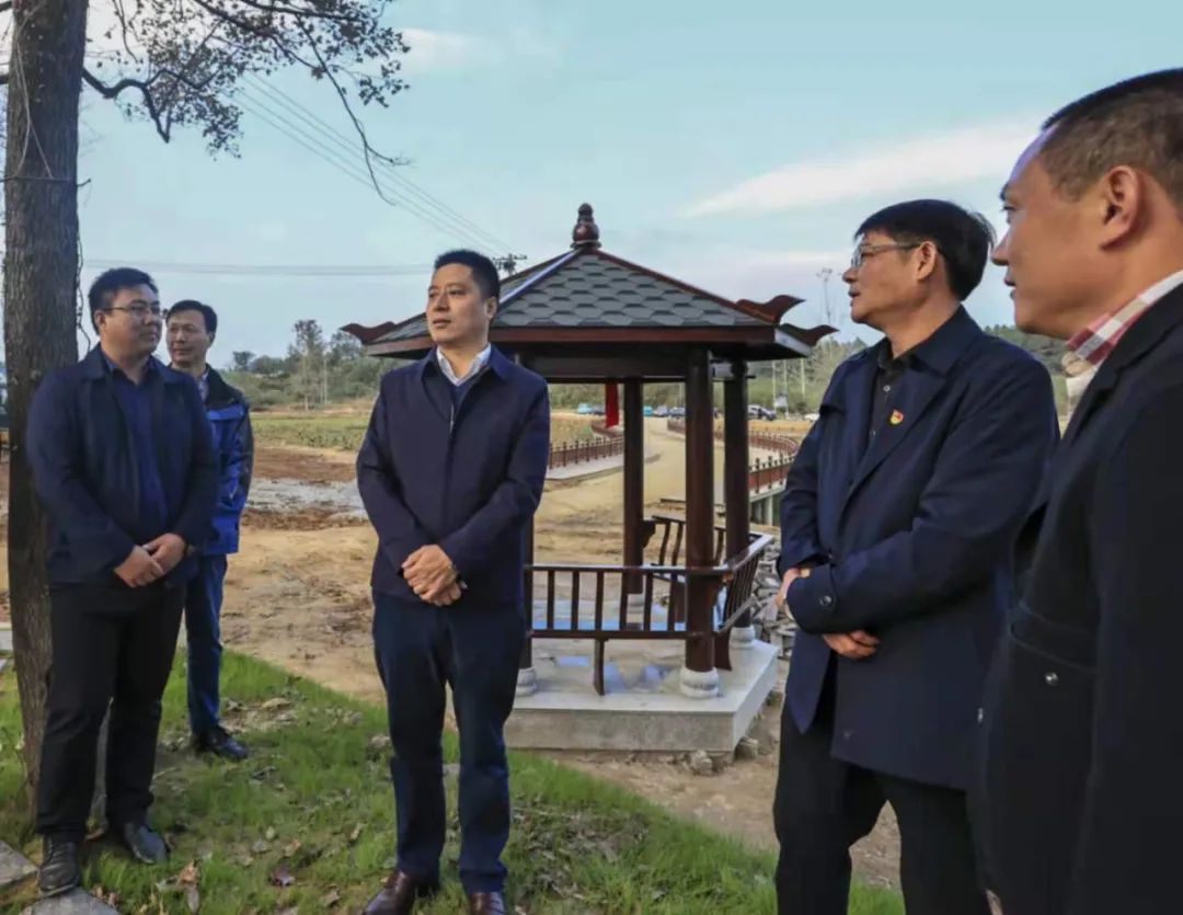 曾宝柱到流泗镇宣讲调研